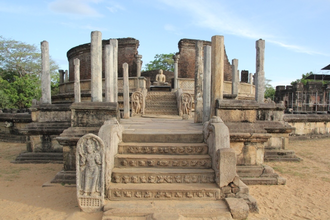 El precioso Vatadage de Polonnaruwa